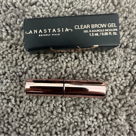Anastasia Beverly Hills Other - NEW! Anastasia Beverly Hills Clear Brow Gel sample 1.5m/ 0.05 fl oz